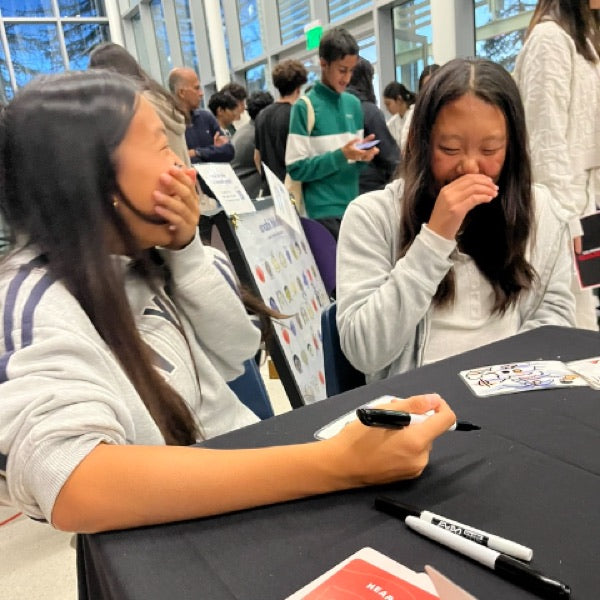 Wabi Blobi player with their doodled card