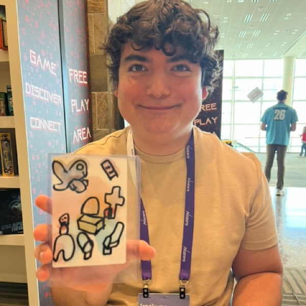 Wabi Blobi player with their doodled card