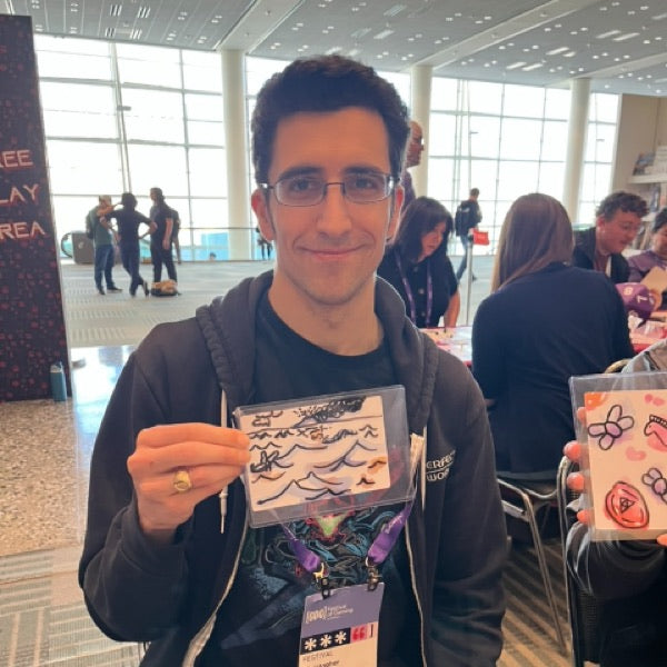 Wabi Blobi player with their doodled card